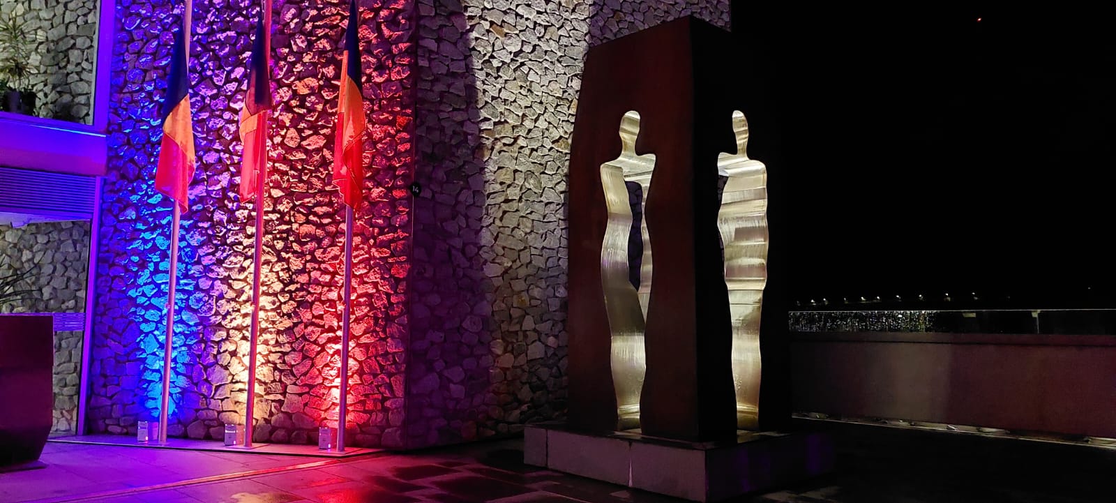Monument als homes i dones